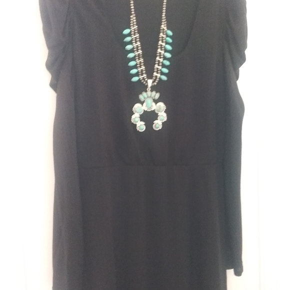 Meet your Posher, Laura - Picture 3 of 16